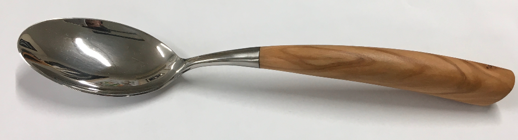 イタリア製スカルペリアカトラリー。鍛造スプーン。柄はオリーブ。