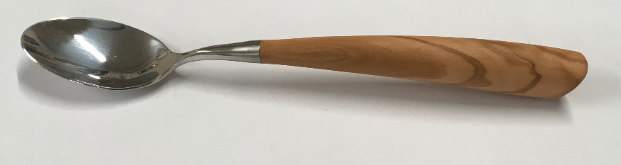 イタリア製スカルペリアカトラリー。鍛造ティースプーン。柄はオリーブ。